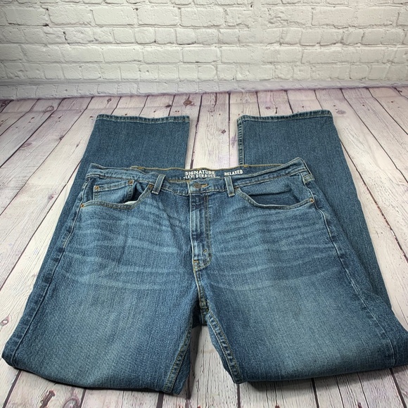 levi signature relaxed fit jeans